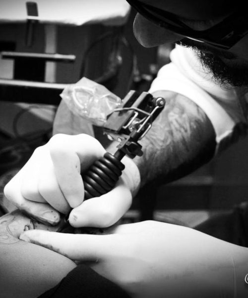 needle_mark